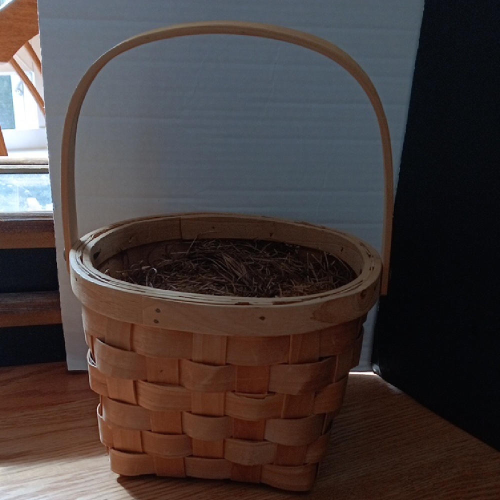 Natural Woven Basket with Handle